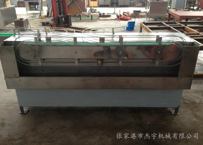 易拉罐清洗冲罐机