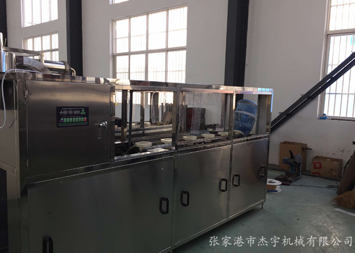 影响大桶水灌装机设备价格的因素？