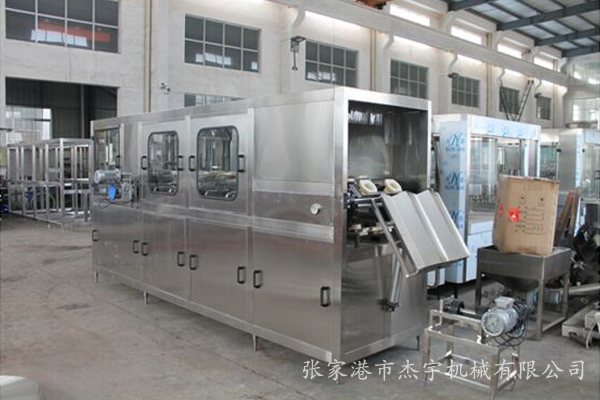选购矿泉水饮料灌装机的一些基本原则
