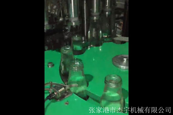 4旋盖玻璃瓶果汁饮料灌装机压盖